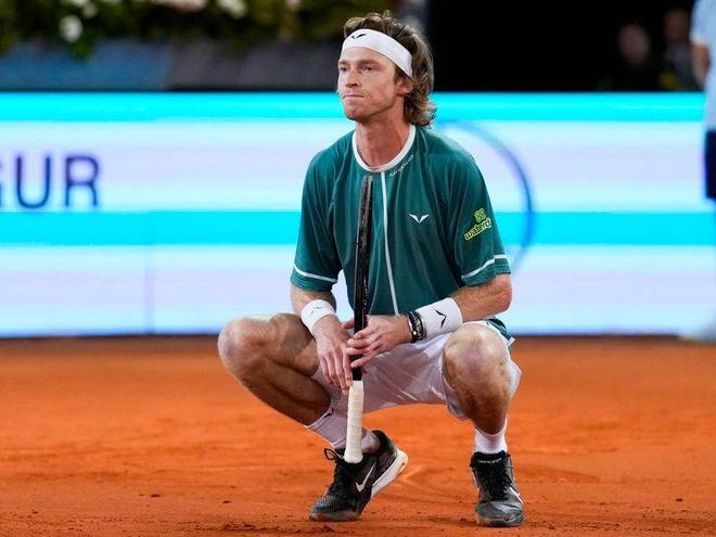 仅体现了中 仅体现了中