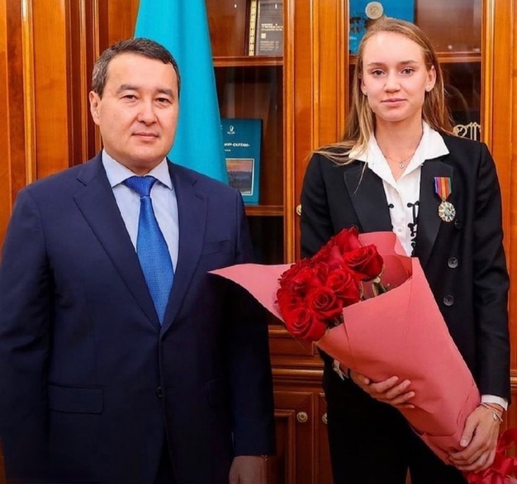 每一位选手 每一位选手